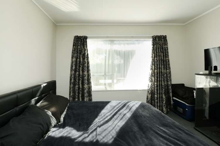 1/55a Beach Road Tahunanui_9
