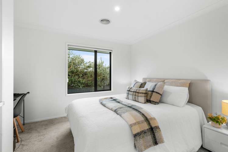 10 Blunden Road Lincoln_11