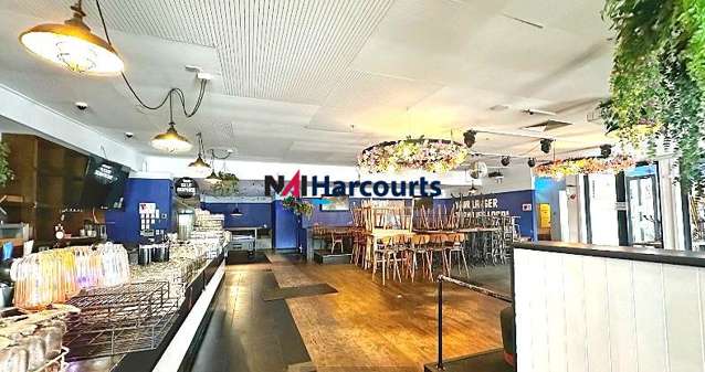 Shop 1&2/138 Hurstmere Road Takapuna_2