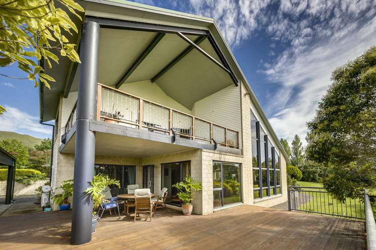 526 River Road Otane_11