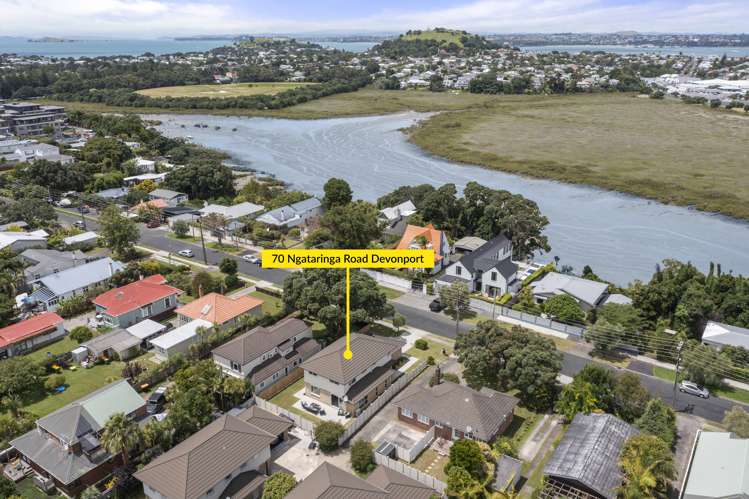 70 Ngataringa Road Devonport_48