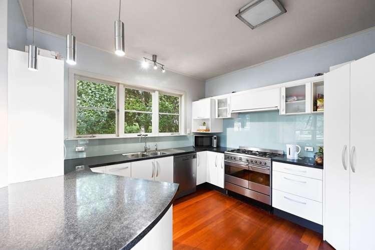 19A Tawa Street_4