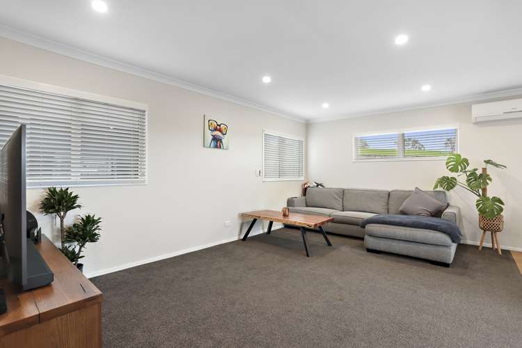 2/140a Hepburn Road Glendene_6