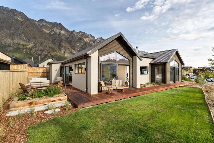 66 Spur Ridge Rise Jacks Point_26