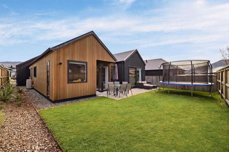 97 Drysdale Road, Hanley's Farm Jacks Point_3