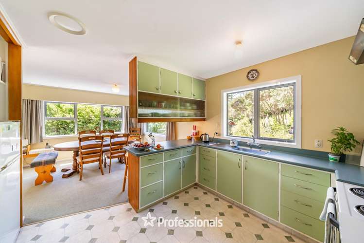 1119 Coast Road Wainuiomata Coast_7