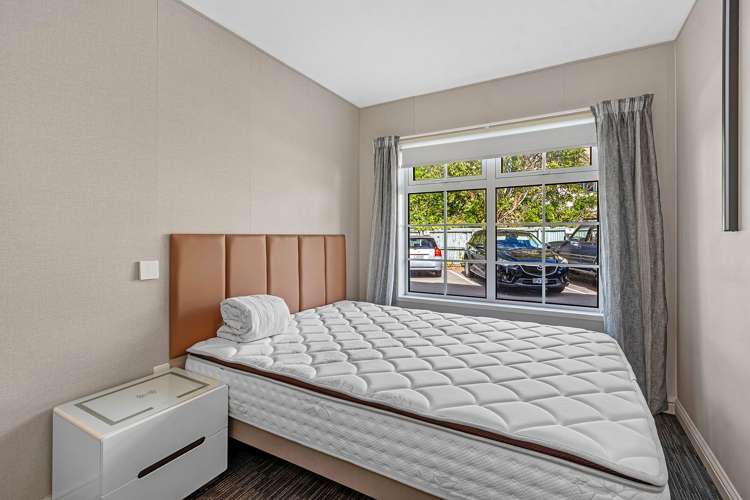 336 Worcester Street Linwood_5