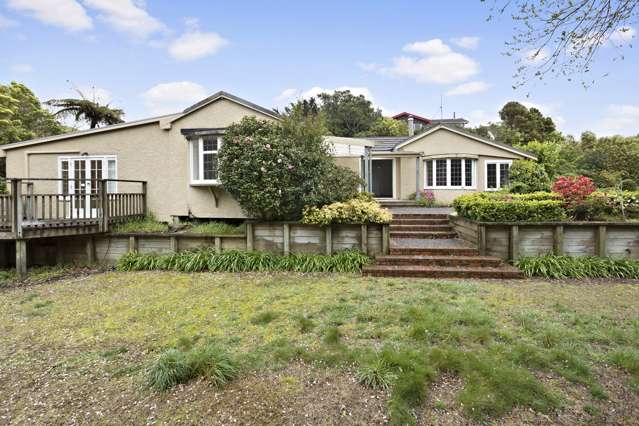 10 Hillview Crescent Paparangi_2