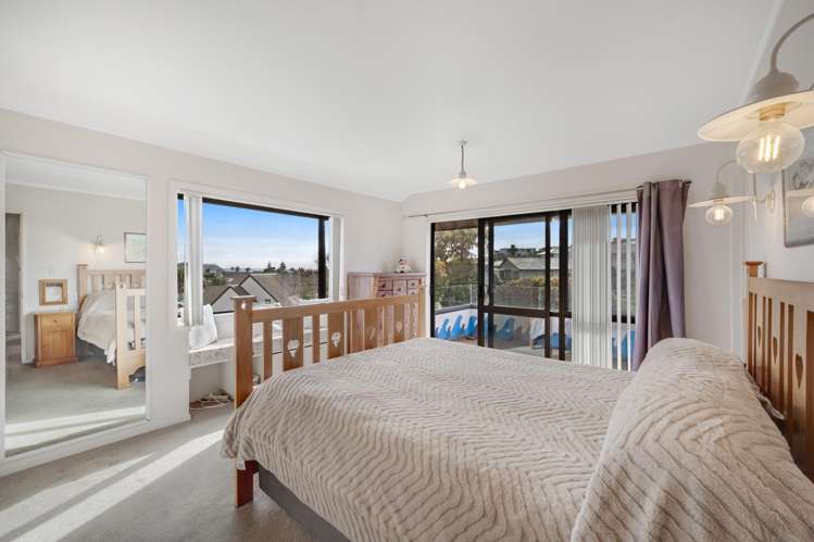 1/2 Basilton Close Bucklands Beach_11