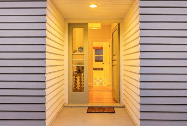 20 Birdwood Avenue Beckenham_1