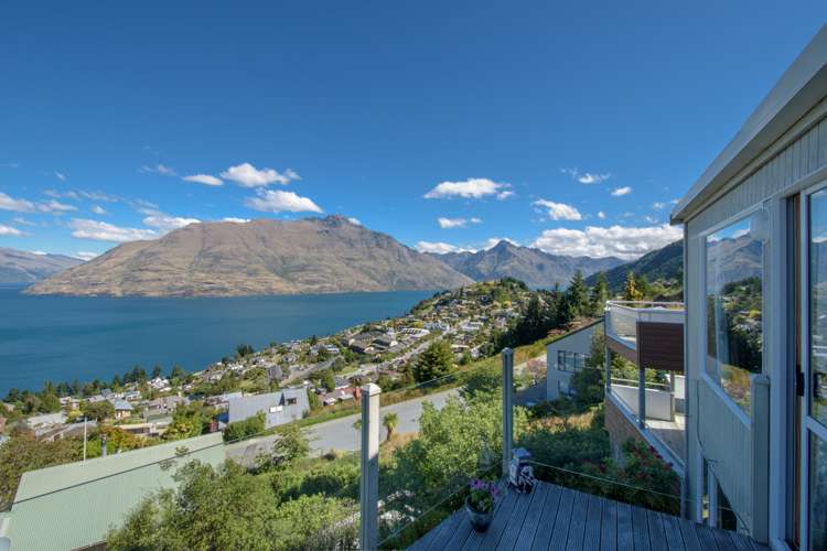 113b Wynyard Crescent Fernhill/Sunshine Bay_20