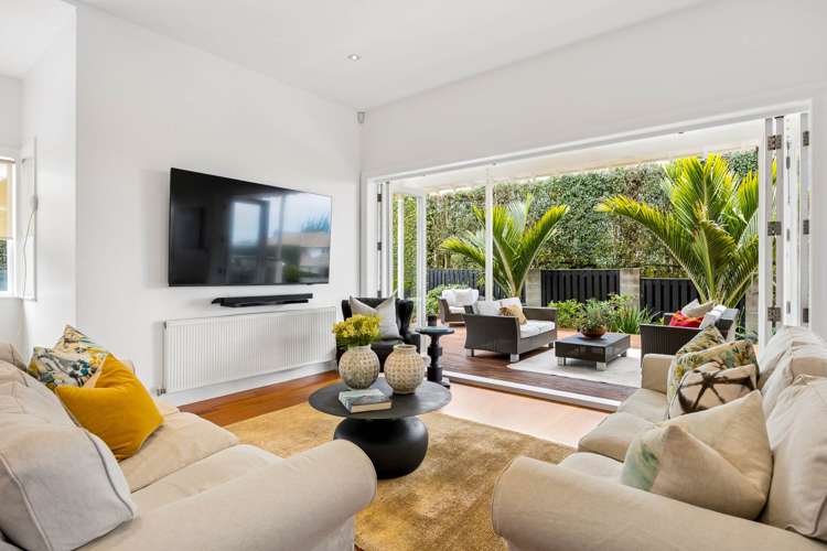 53 St Vincent Avenue Remuera_9