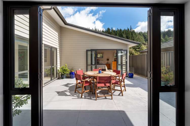 27 Somerby Mews Silverstream_19