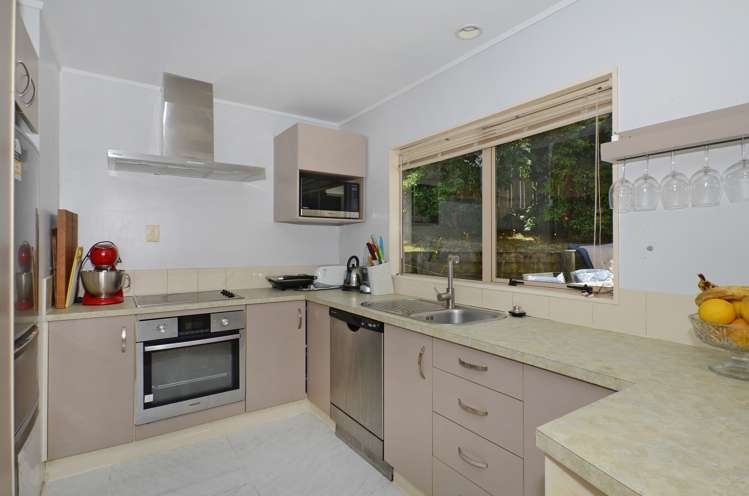 3 Howards Way Kamo_3