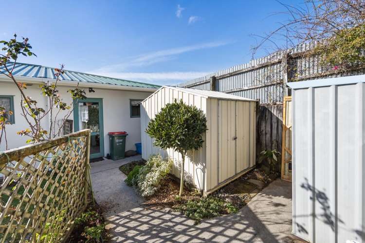 4 Julian Place Westown_18