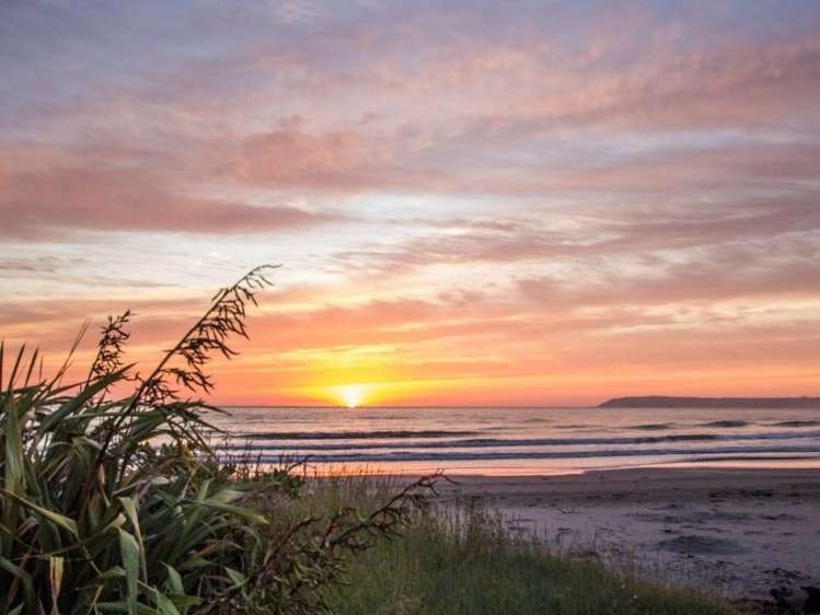 2 Blakes Approach Mahia_12