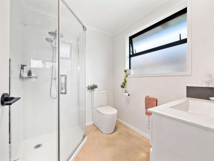 310 Levers Road Matua_11