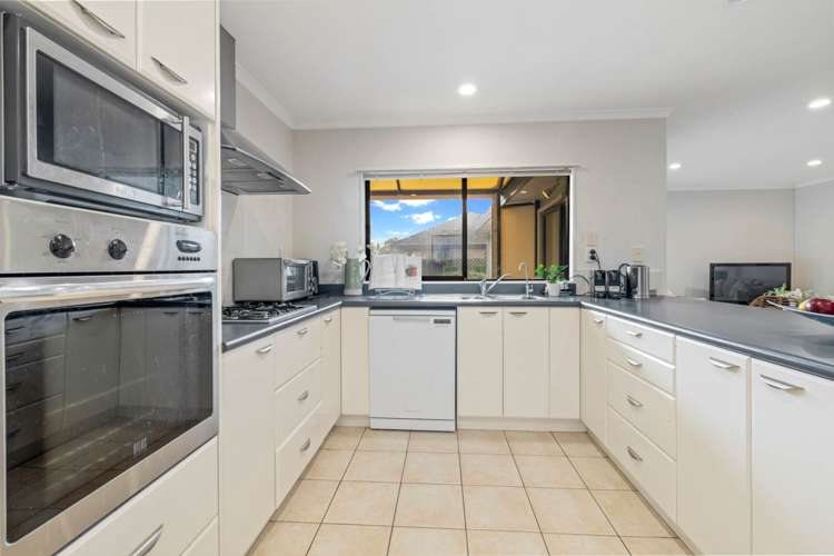 19 Caltra Place East Tamaki_17