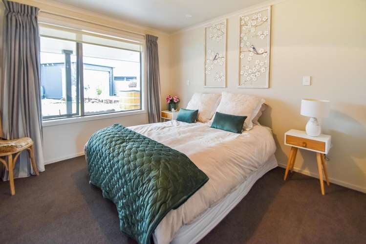 19 Simons Street Twizel_11