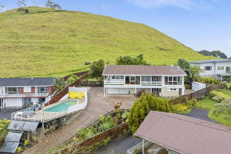 6 Conifer Lane Mangere Bridge_2