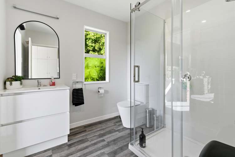 180 Grant Road Otatara_13