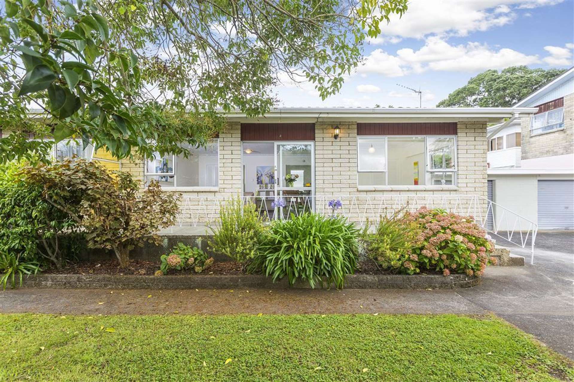 2/39 Shackleton Road Mount Eden_0