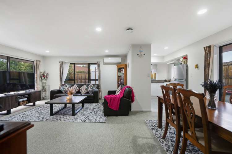 47 Michael Jones Drive Flat Bush_4