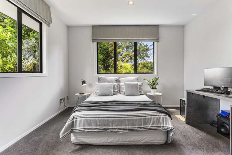 62 Shelter Drive Greenhithe_27