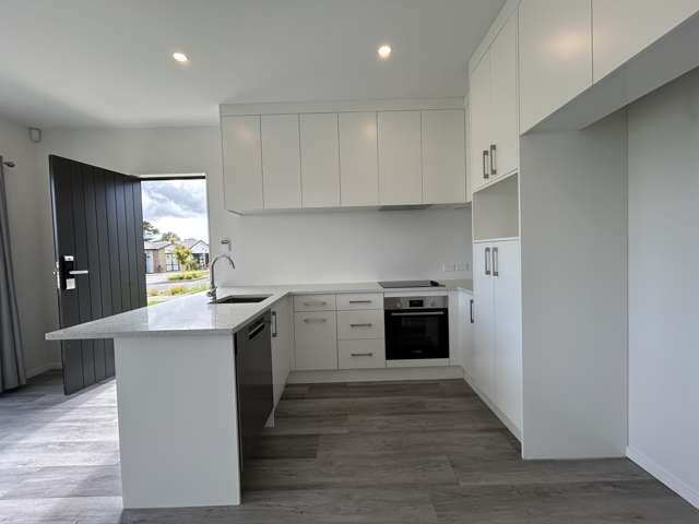 8 Rongomai Helensville_4