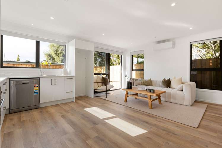73A Norton Road_5