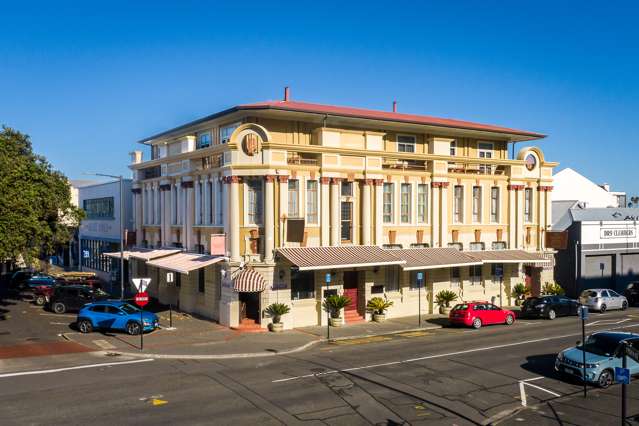 Historical hotel for sale in Napier