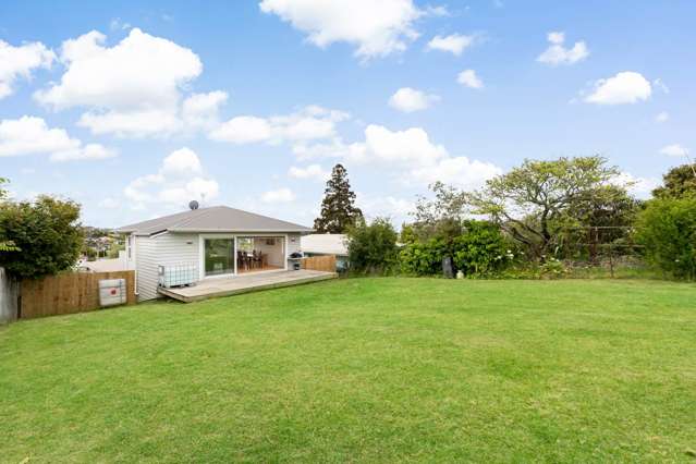 584 Beach Road Rothesay Bay_4