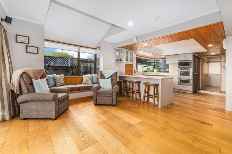 1B Kohutuhutu Road Raumati Beach_8