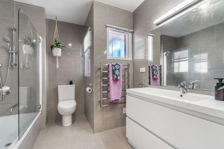 3/3 Marsh Avenue Forrest Hill_11