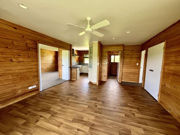 16 Factory Road Waimana_3