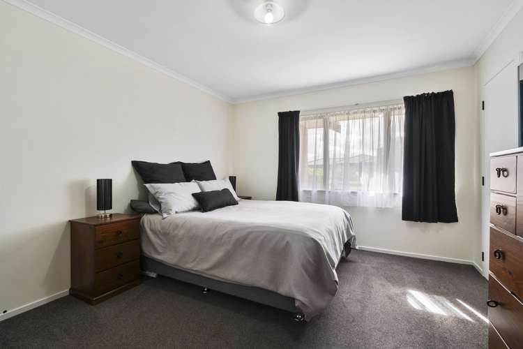 71 Hillcrest Drive Kelvin Grove_11
