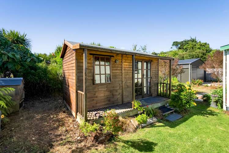 1 Mahuru Lane Okato_21