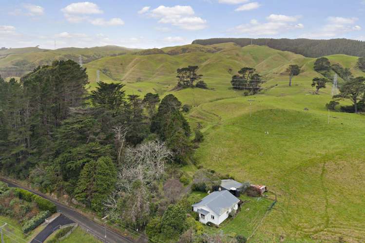 316 Takapu Road Takapu Valley_32