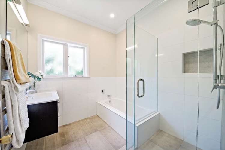825 Riddell Road Saint Heliers_16
