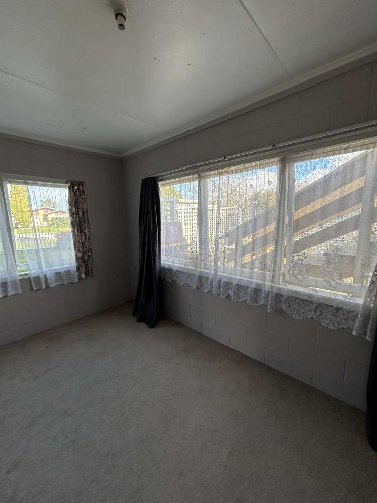 236 West Parkdale Street Tokoroa_19