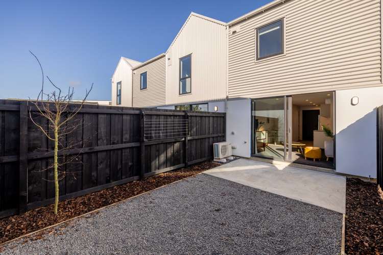 2/43 Dickens Street Addington_7