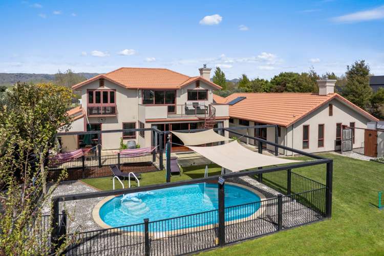 32 Bradleigh Park Fairhall_33