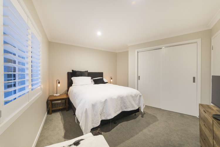 133 Cashmere Drive Fitzherbert_13