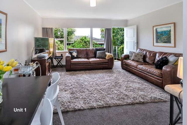 2-BEDROOM IN BUCKLANDS BEACH