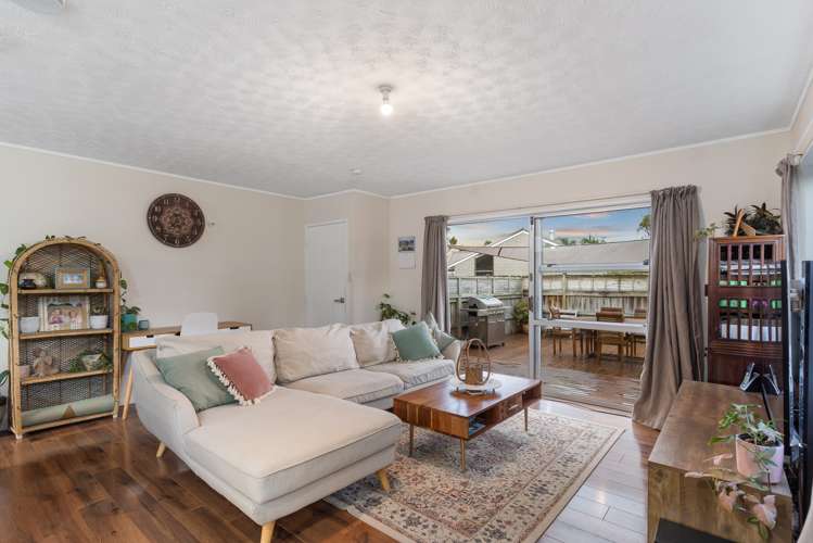 26b Walton Street Red Beach_4