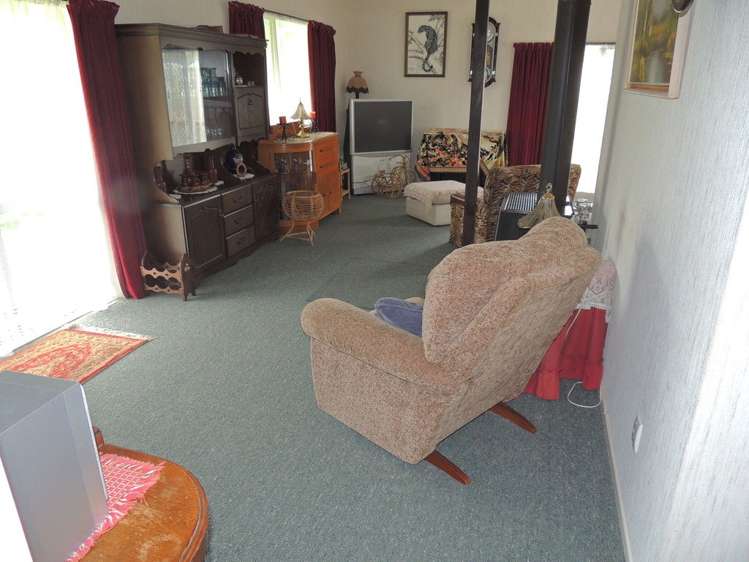 11 Ratau Street Mahia_3