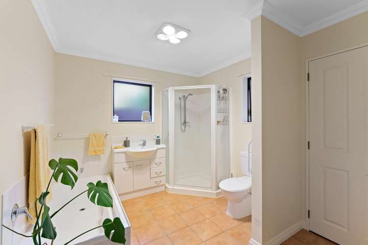 2 Mclaren Place Otaki_16