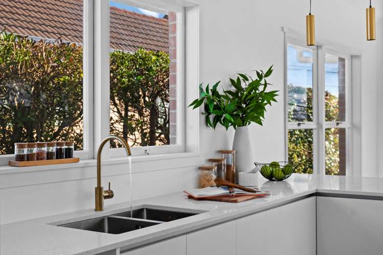 1/229 Glenfield Road Hillcrest_19