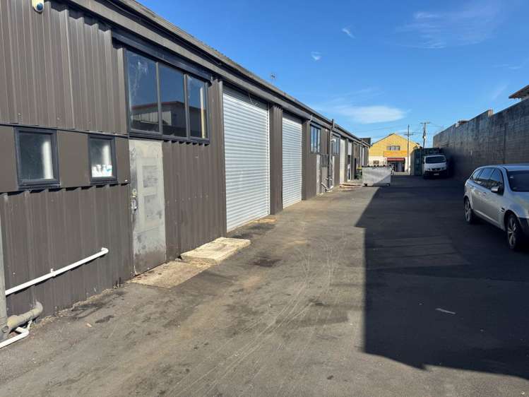 Unit E/10 Vernon Street Papakura_4