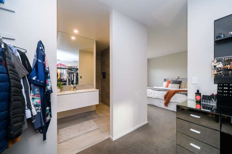 7 Mahi Grove Feilding_11